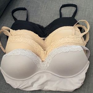 Victoria’s Secret 5 bra bundle 34B